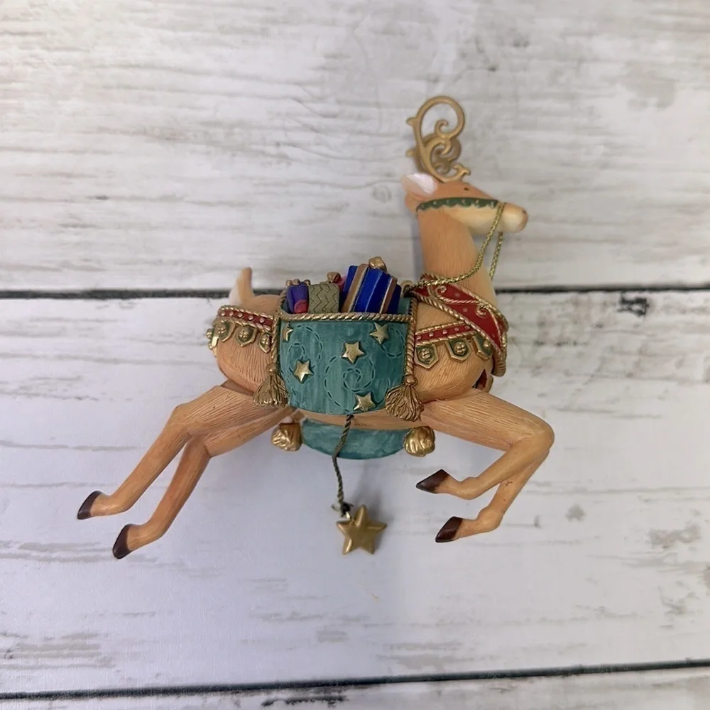 HALLMARK REINDEER YULETIDE TREASURES CHRISTMAS ORNAMENT 2007 - Picture 3 of 5